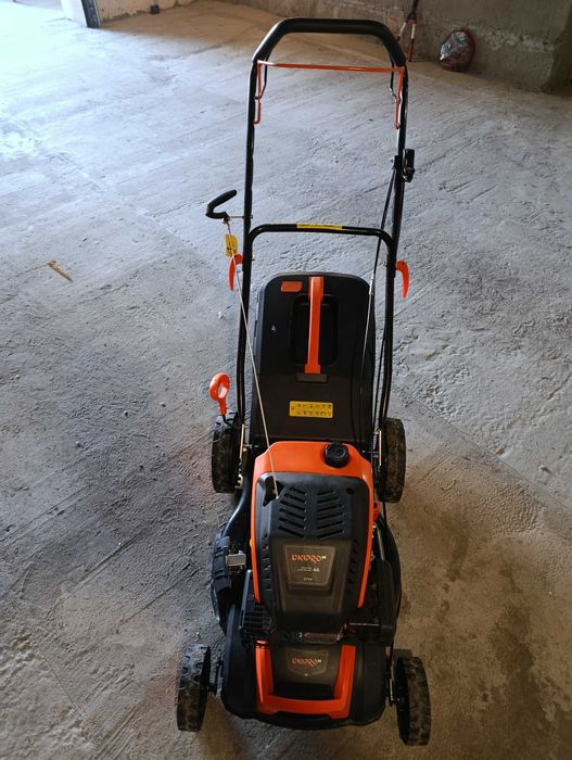 Газонокосилка DNEPROM