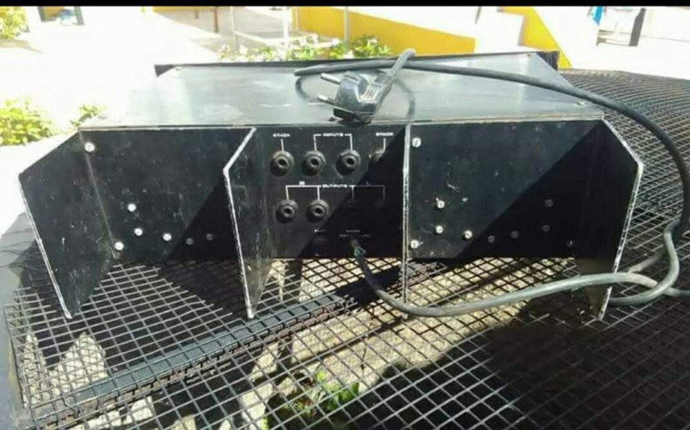 Amplificador de som aceito trocas ou retomas envio por correio
