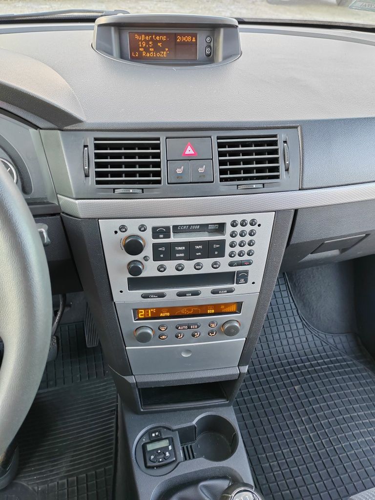 Opel meriva a 2004rok