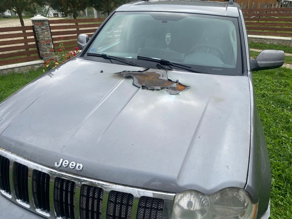 Поодам jeep Cherokee