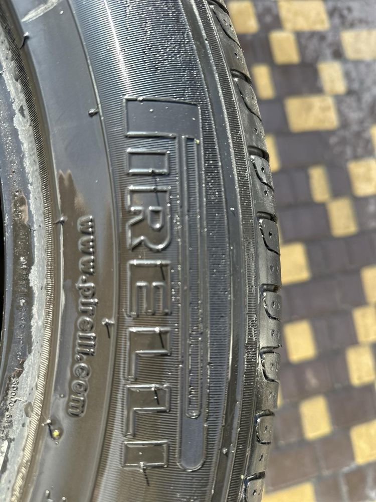 Продам літню резину pirelli