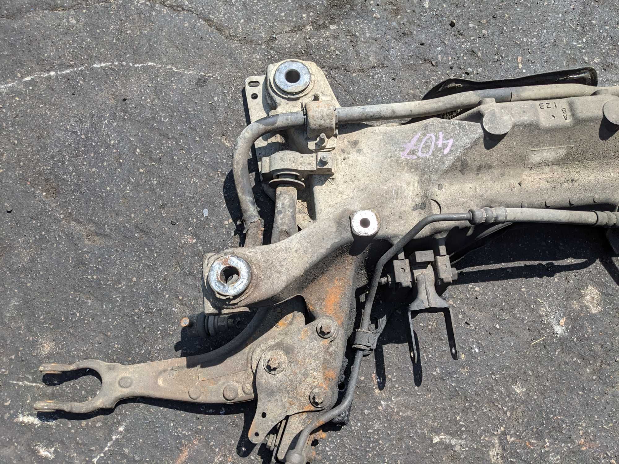 Peugeot 407 1.6 HDI Sanki Wózek Belka Kołyska Trawers Przód Przednie