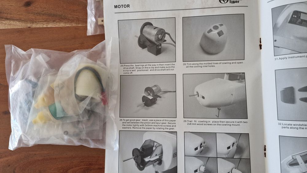 Avião rc Thunder Tiger Cessna 182