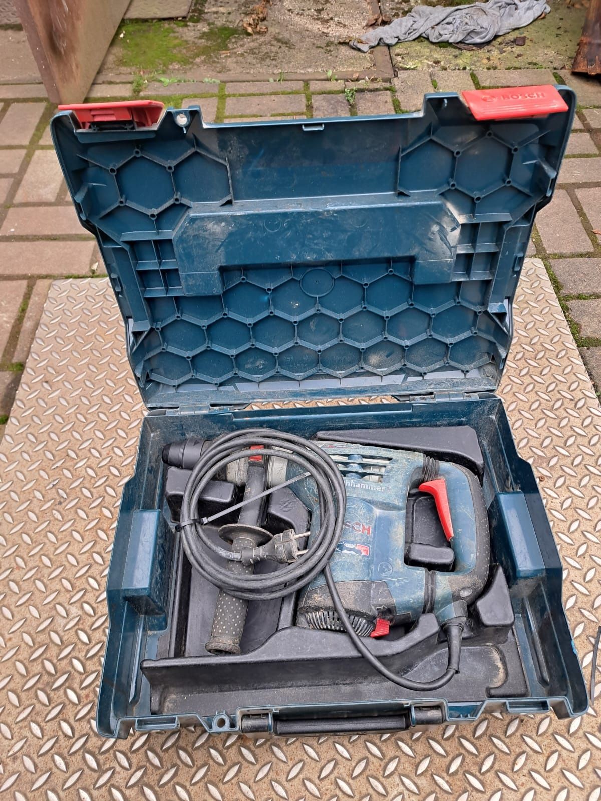 Młot udarowo-obrotowy Gbh 4-32 Dfr Bosch, Wiertarka z udarem