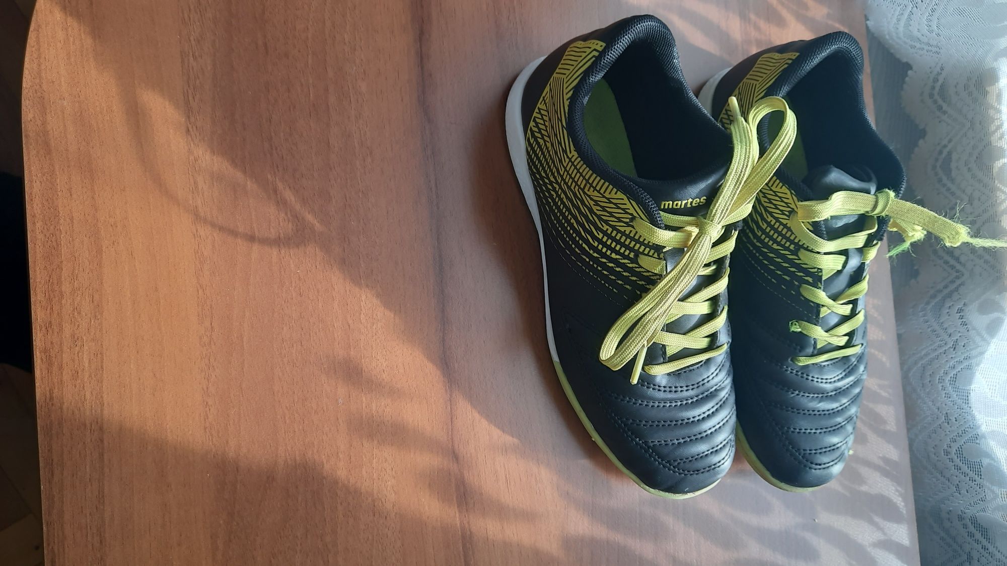 Buty halówki sportowe 34martens