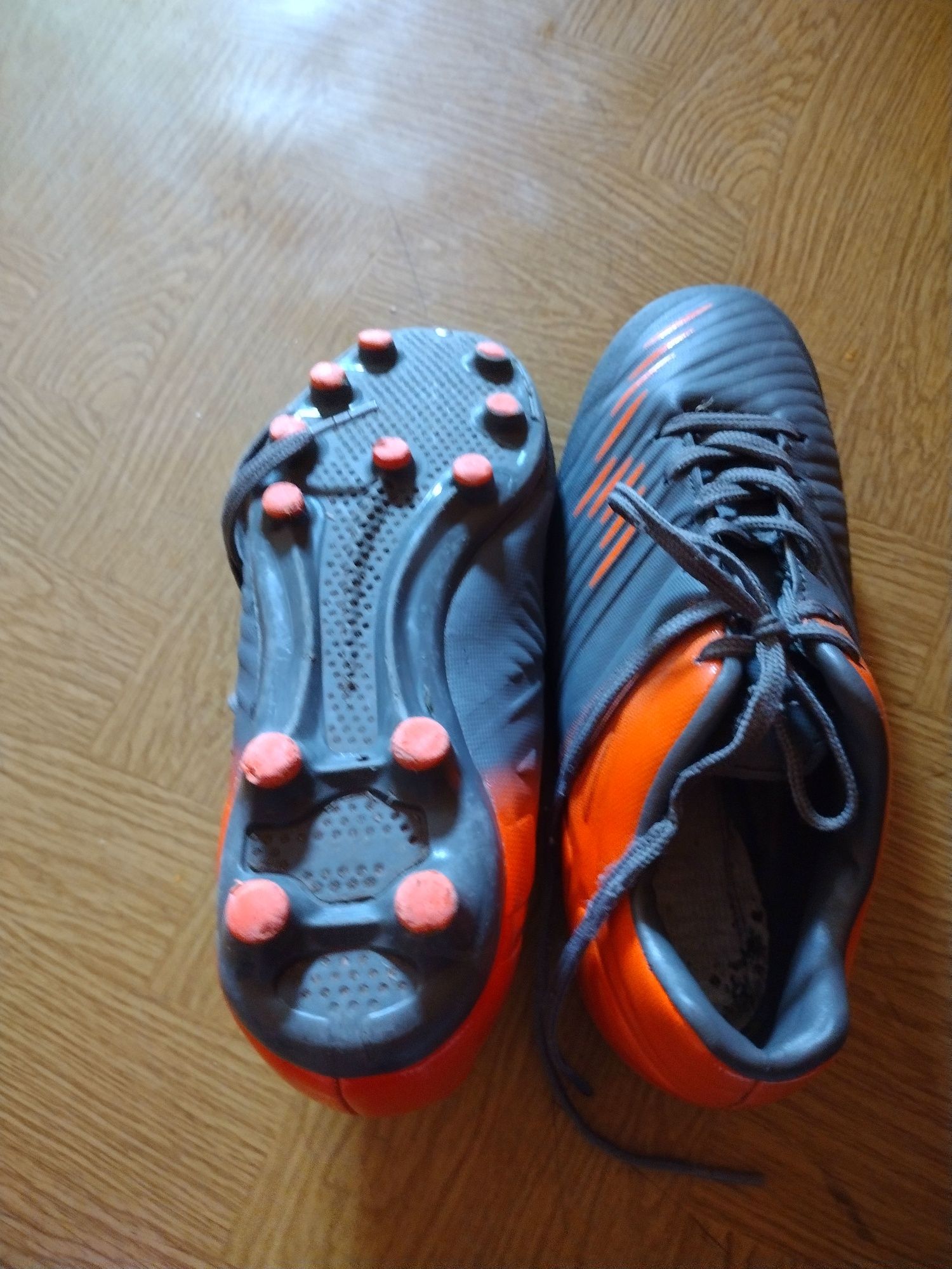 Buty Korki GOFC piłkarskie Rozmiar 35