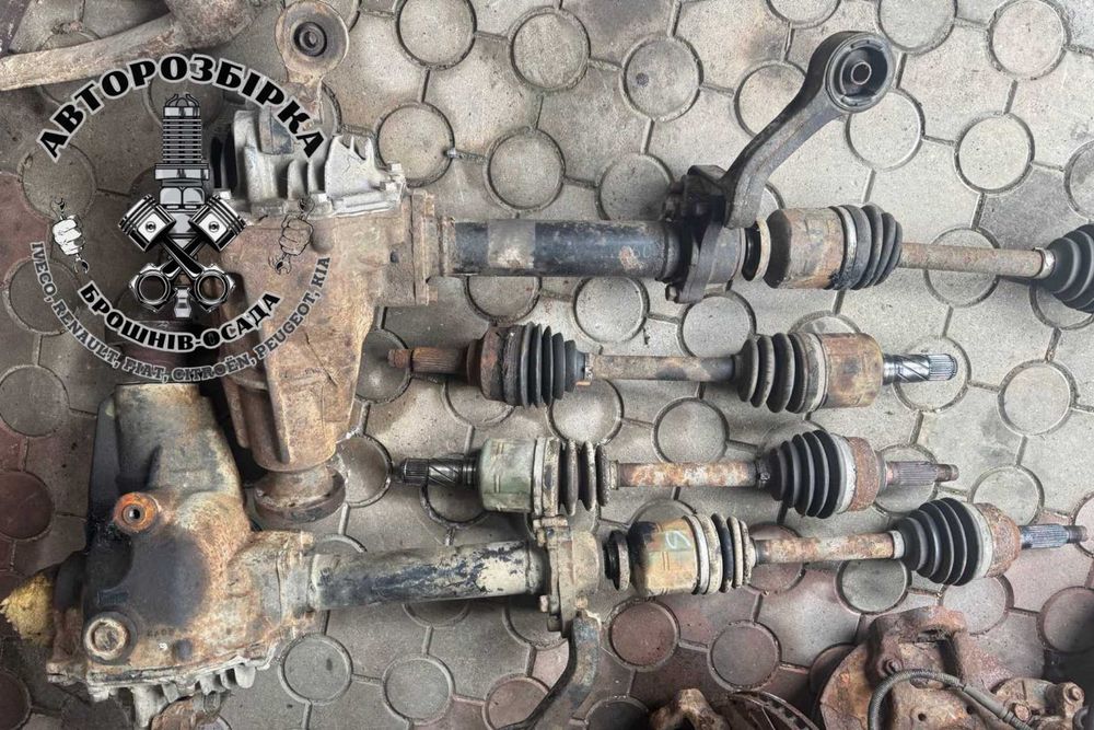 Передня піввісь та редуктор Kia Sorento б/у автошрот Кіа Соренто, шрот