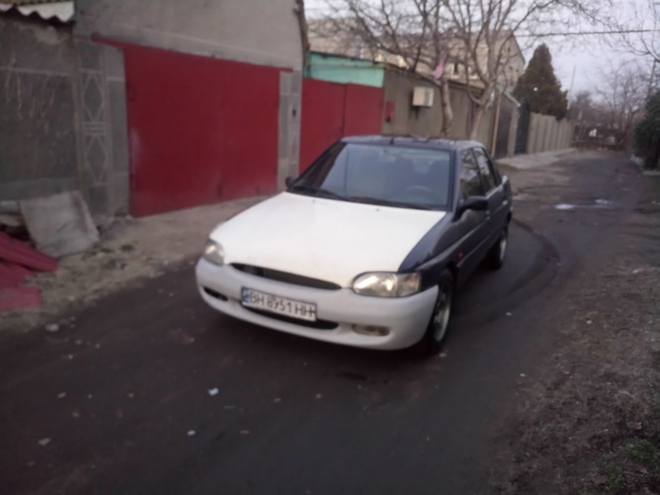 Продам ford escort 96 газ бензин срочно