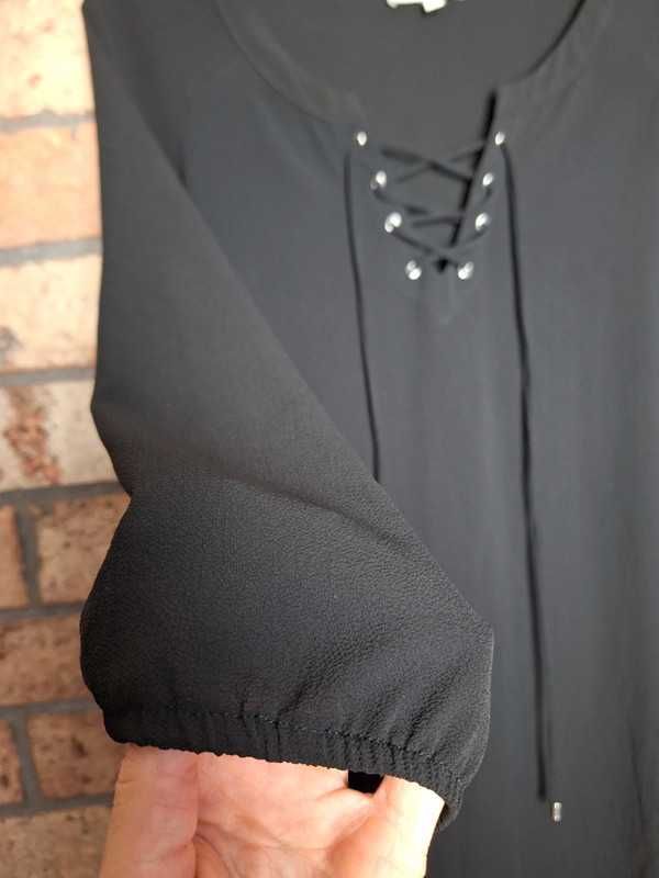 Czarna sukienka tunika z wiązanym dekoltem rękawy ¾ elegancka 40 12 L