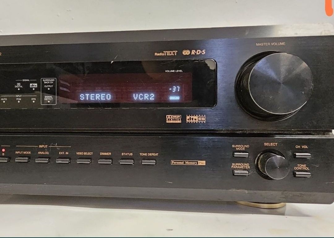 Amplituner Denon AVR-2802