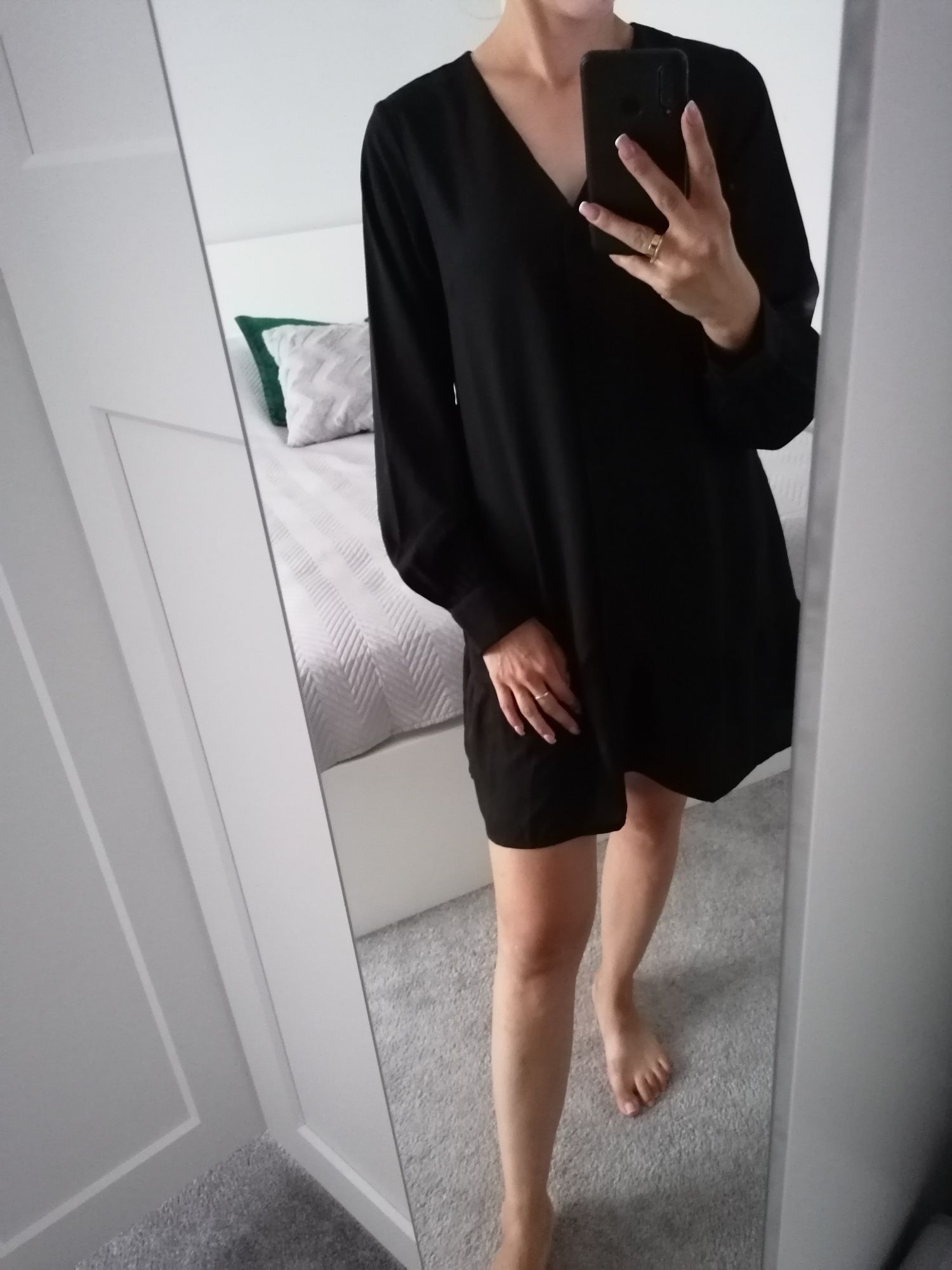 nowa czarna sukienka falbanka Boohoo S