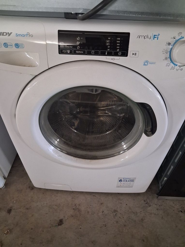 Máquina de lavar roupa