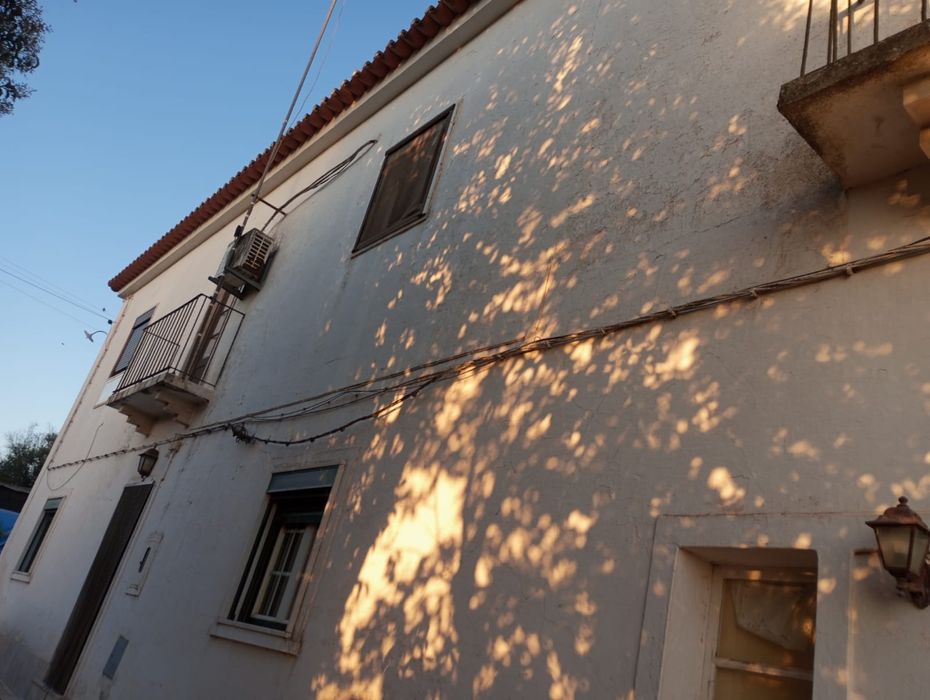 Vendese moradia  com terreno