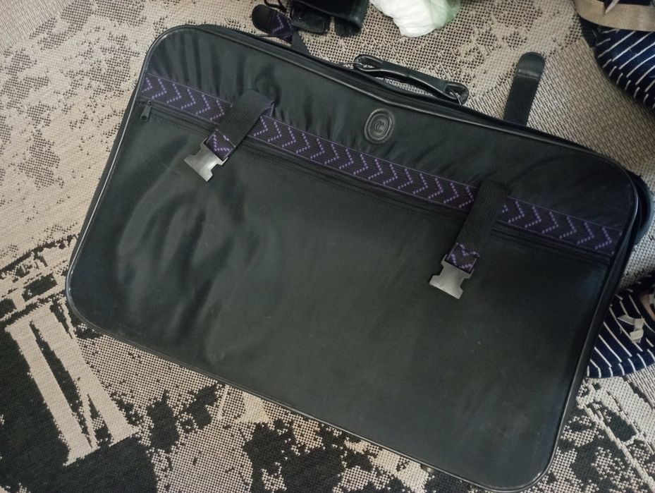 Валіза для подорожей, чемодан