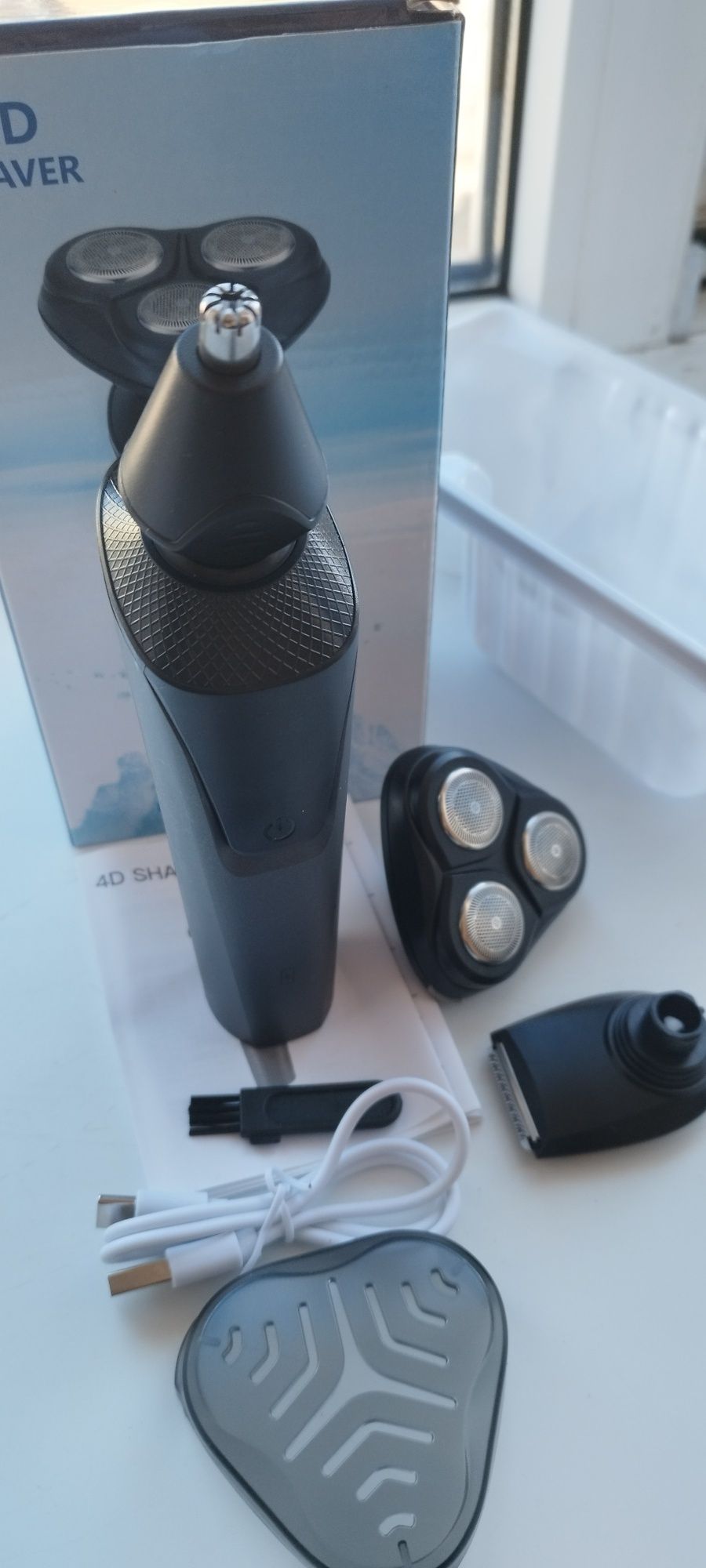 Продам новий Тример 4D Електробритву