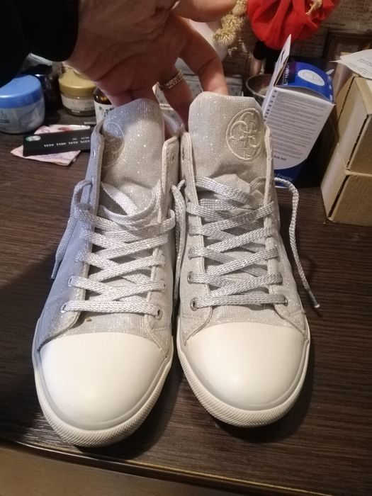 Кеды guess оригинал