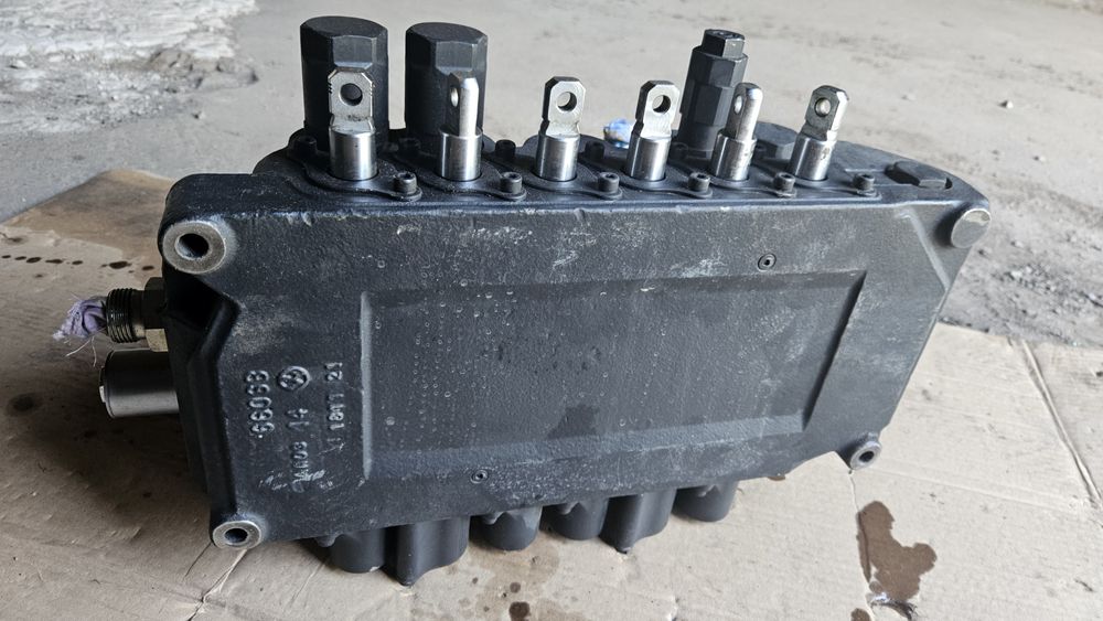 Розподільник JCB-4CX