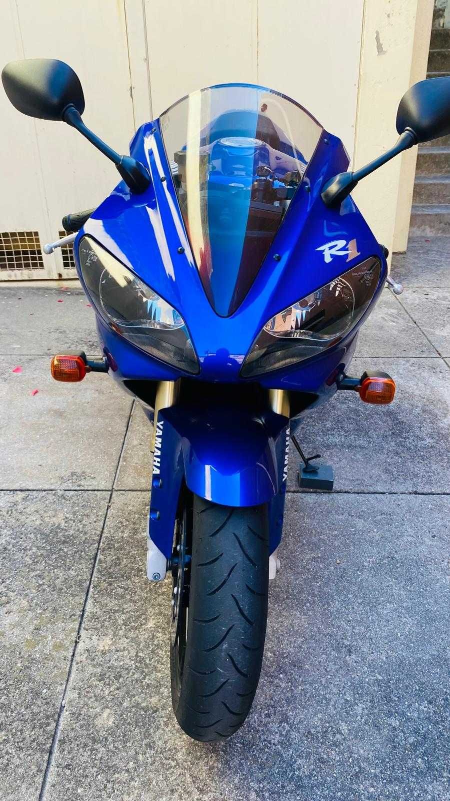 Yamaha YZF-R1 - Como Nova