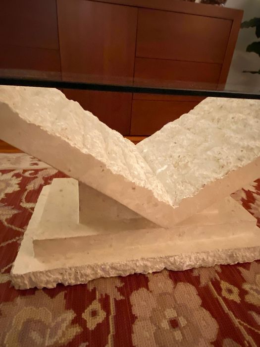 Mesa de centro - Pedra e vidro