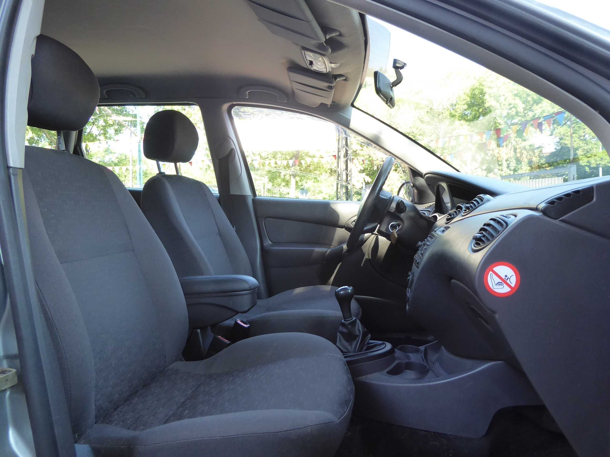 Ford Focus 1.6 Benzyna, Bez Korozji, Klima, Ważne Opłaty