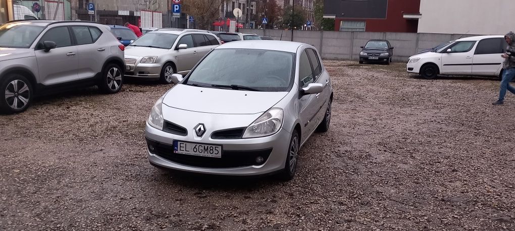 Renault Clio 1.6 lpg