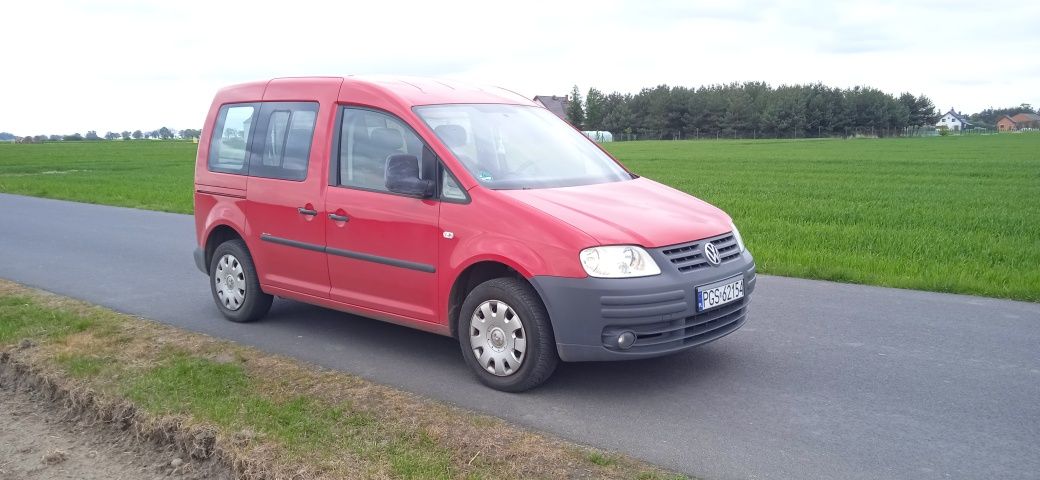 Volkswagen Caddy 1.6 102KM