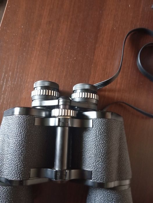 Бінокль професійний