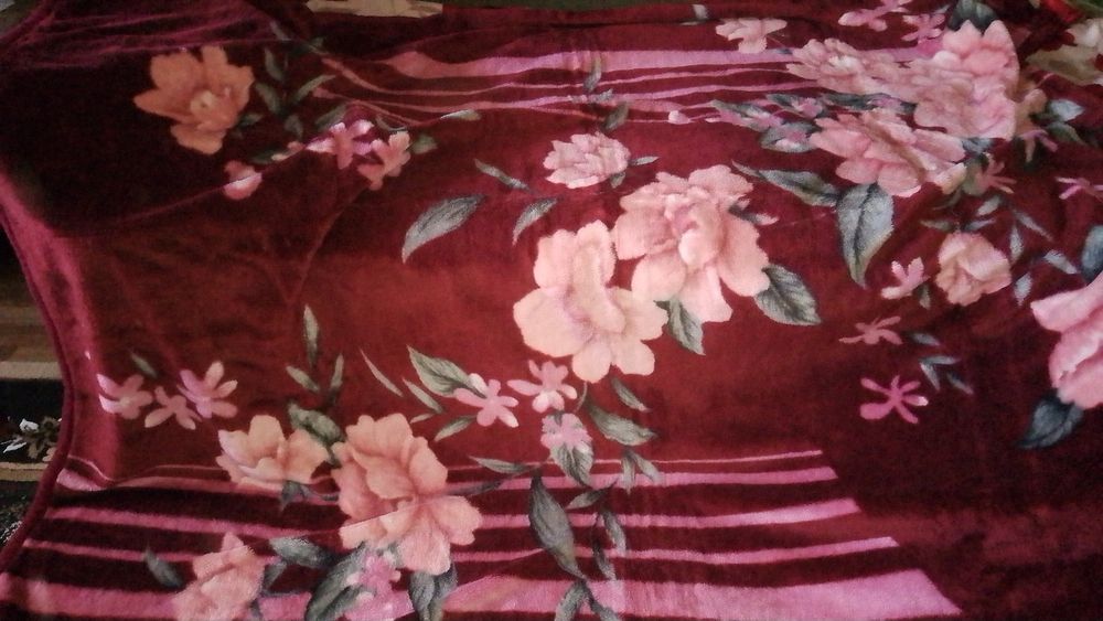 Продам плед , покрывало ,одеяло теплое