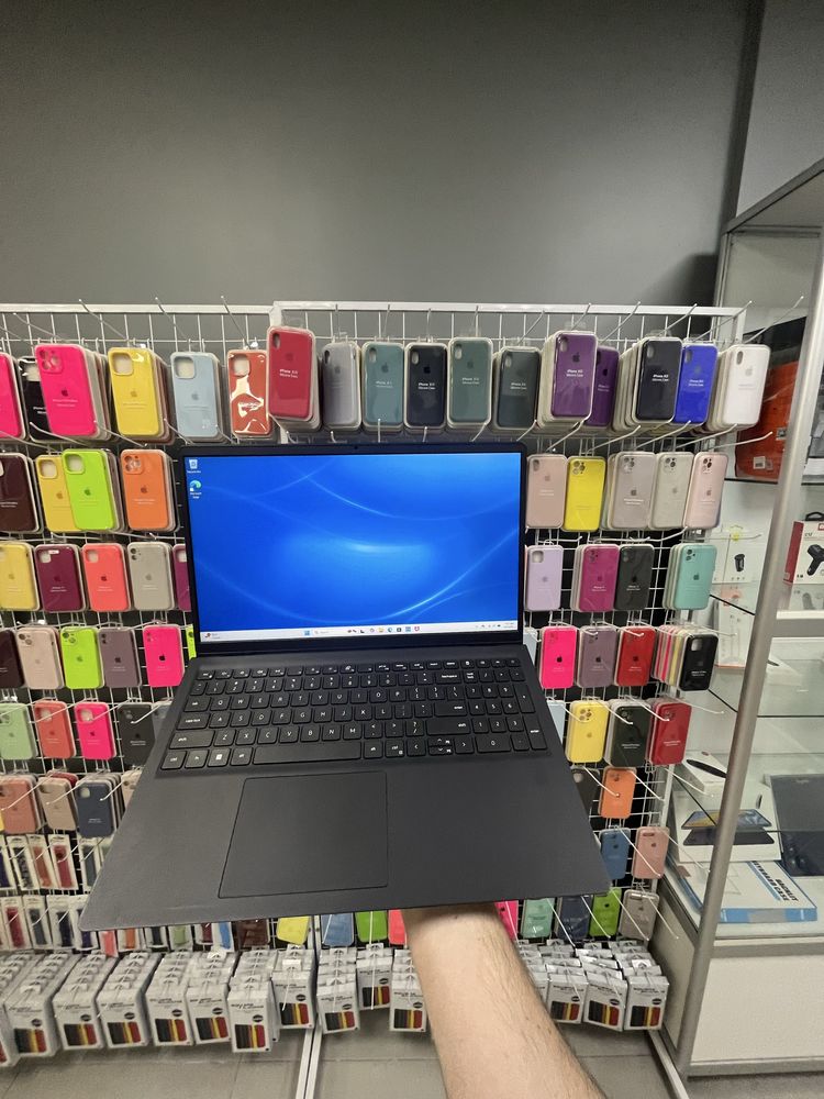 Ноутбук Dell Inspiron 15 3520 i5-1235U 10 ядер fullhd ips Ssd США