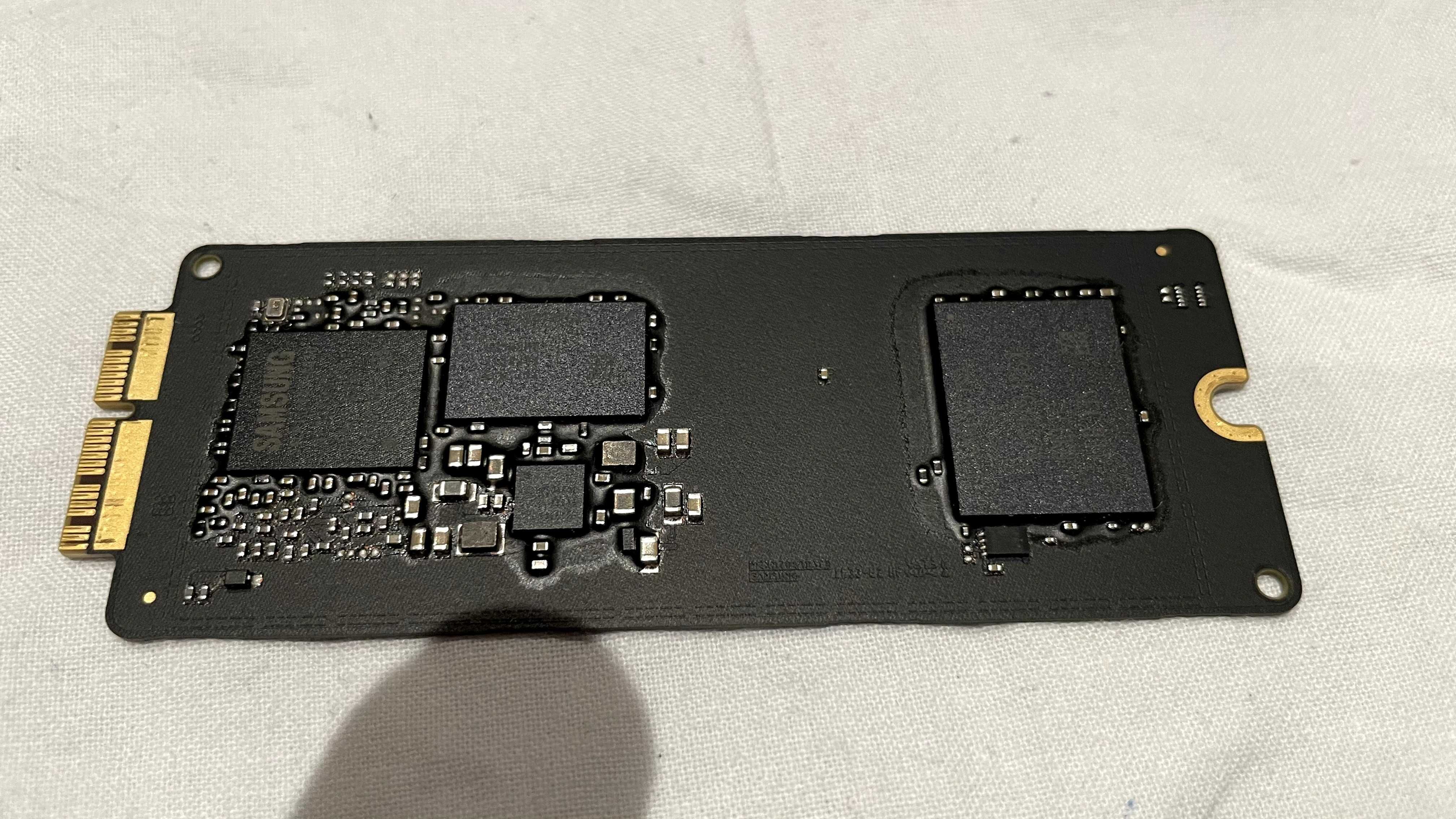 Dysk SSD Apple iMac A1418 Fusion 32GB Flash na PCIe MZ-KNZ0320/0A4