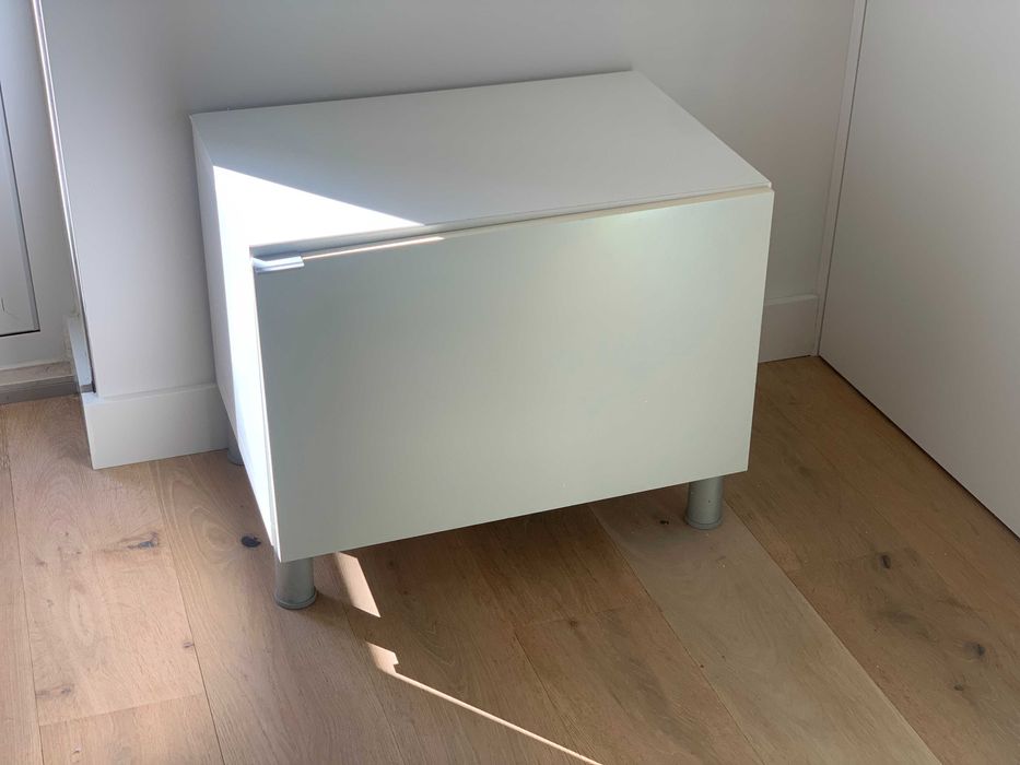 Movel IKEA Gama Besta 60x38x42cm