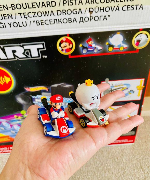Hot Wheels Mario Kart Pista de carros de brinquedo com luzes e som