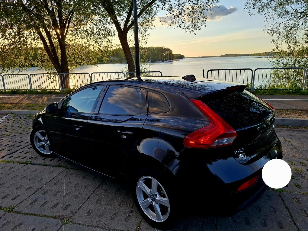 Volvo V40 1.6 D2