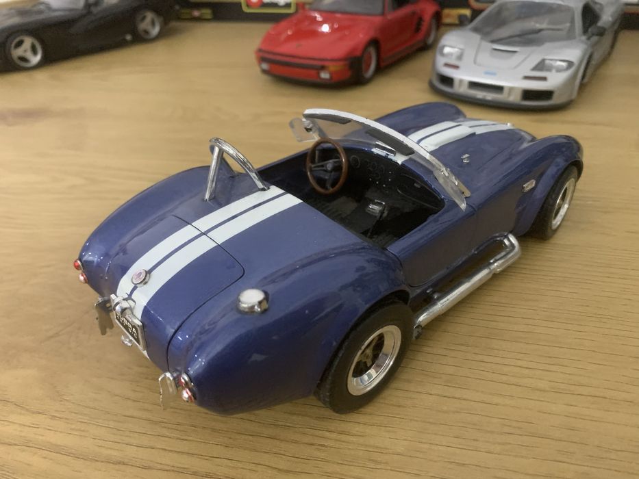 Model Road Tough Selby Cobra 427S/C 1:18 kolekcjonerski
