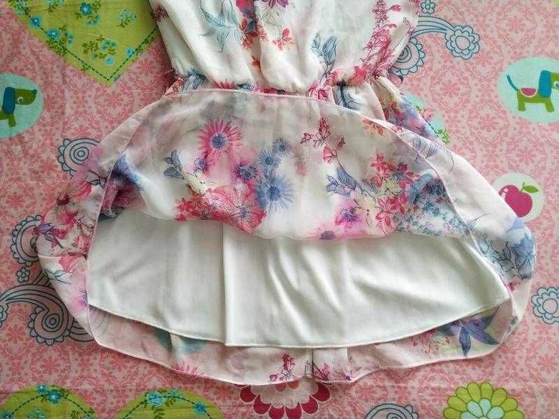 Ніжне,шифонове плаття,сукня в квіти для дівчинки 6-7 років
