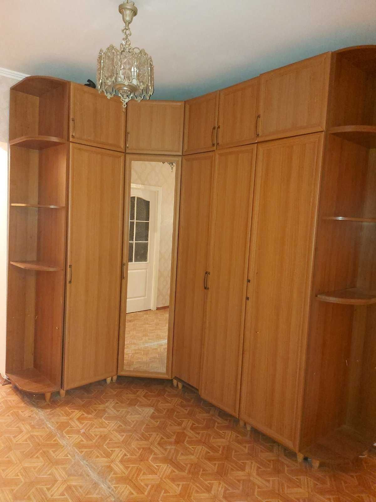 Позняки Здолбунівська 3Г, 3-х кім, 2/25п, 101кв.м. тепла 92000 $, торг