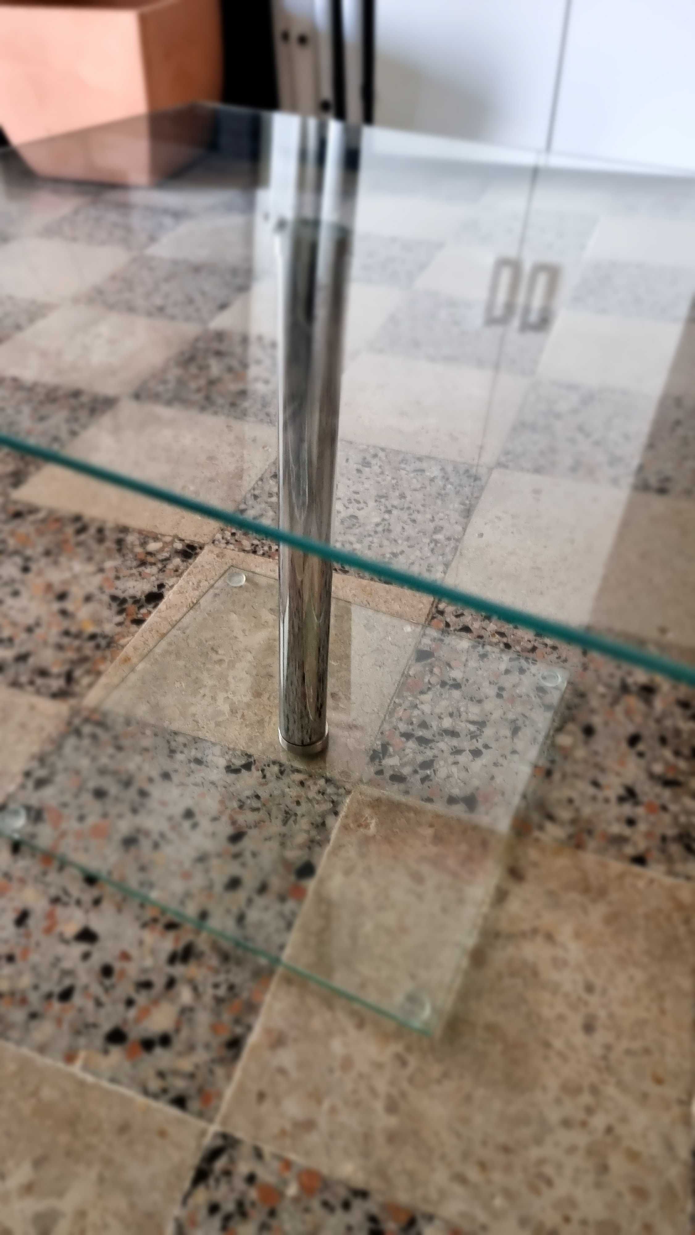 Mesa de apoio em vidro