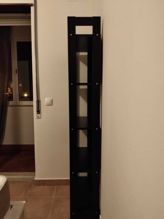 Estante da loja Ikea - como nova