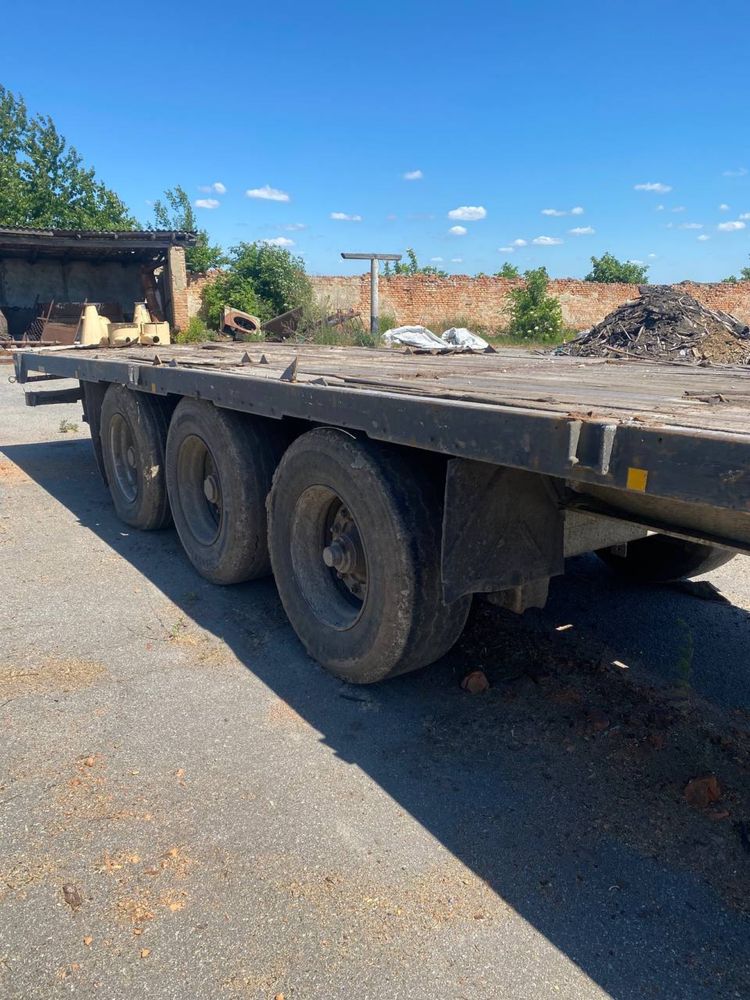Напівпричіп, лісовоз, полуприцеп