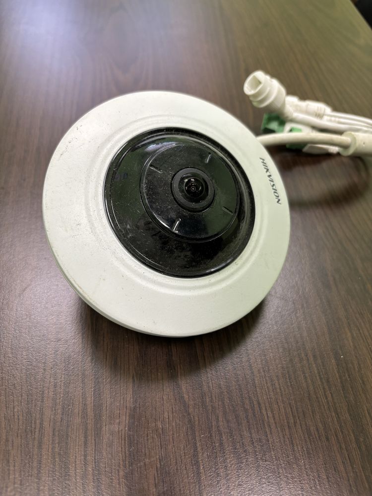 Видеокамера Hikvision DS-2CD2955FWD-IS