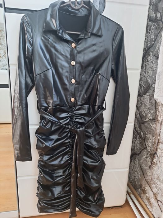 Mega świetna sukienka eko skórka roz.XS/S.