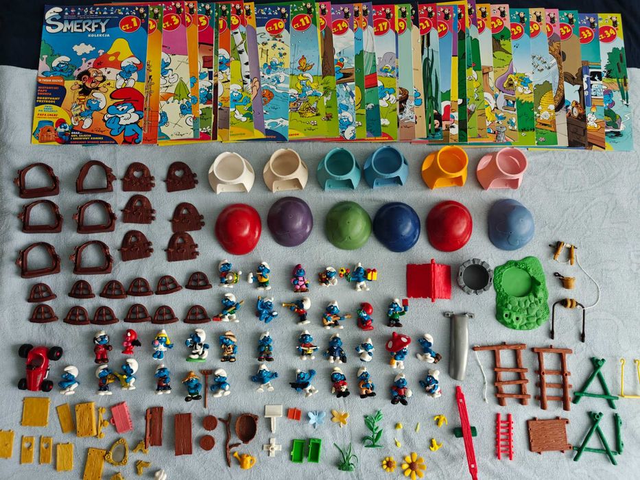 Kolekcja figurek i czasopism Smerfy Kolekcja Wioska Smerfów, Schleich.