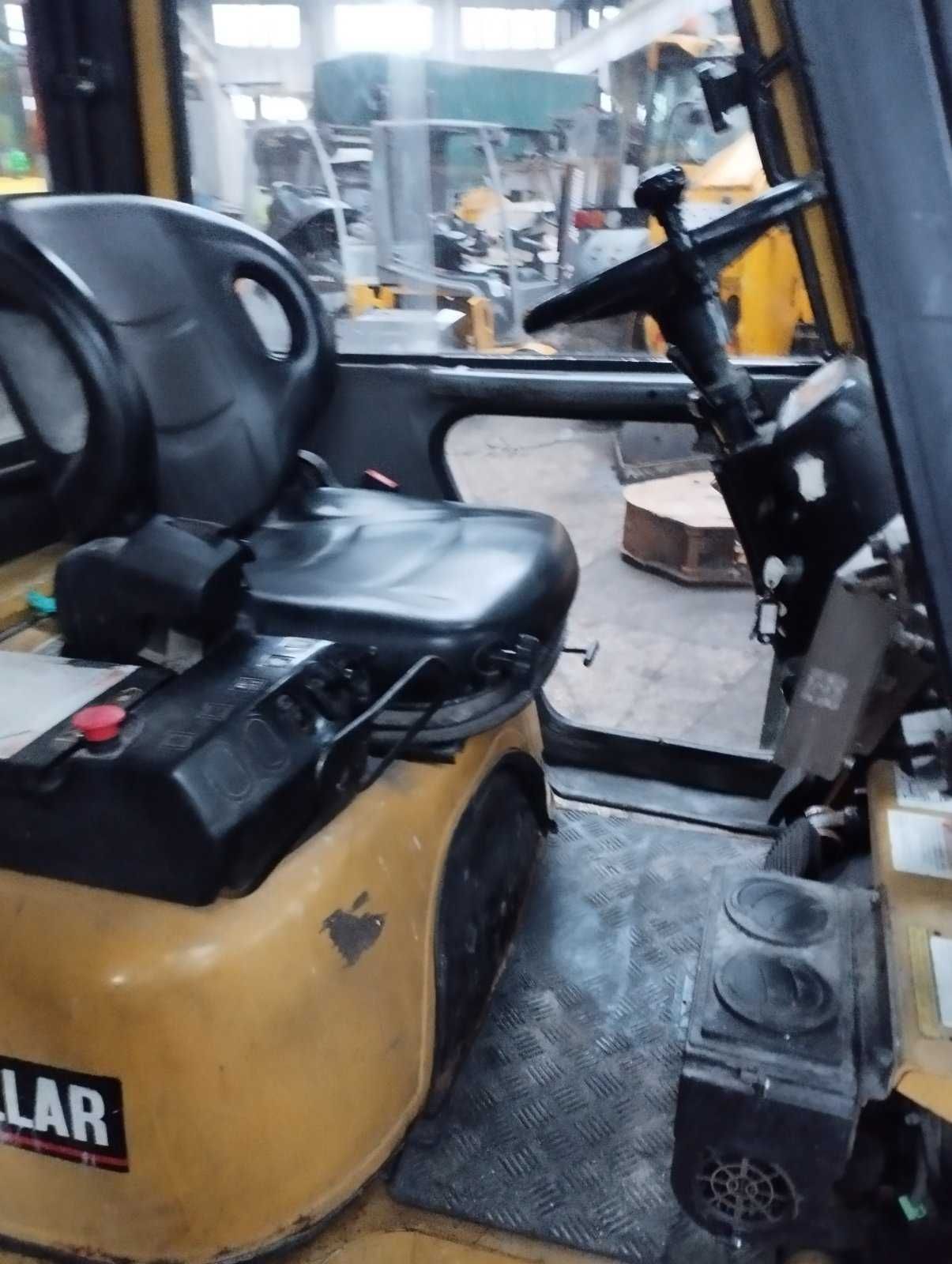 Навантажувач газовий Caterpillar