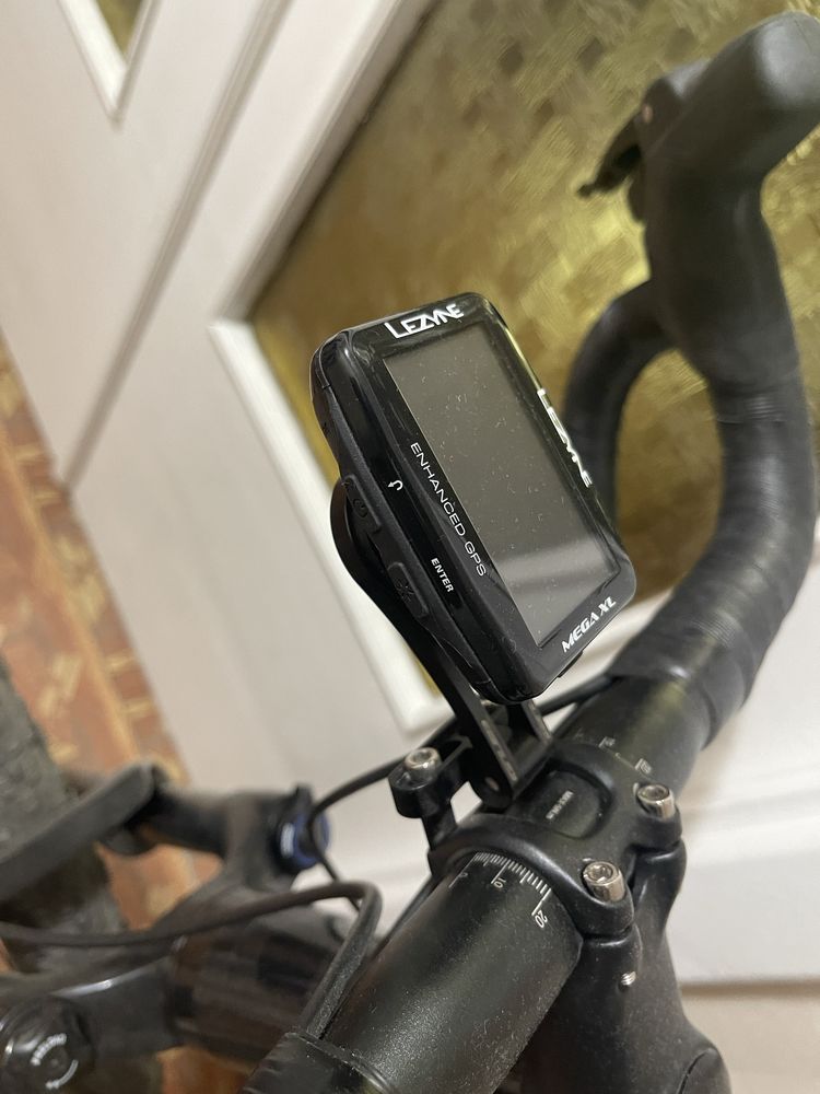 Lezyne Mega xl gps велокомп