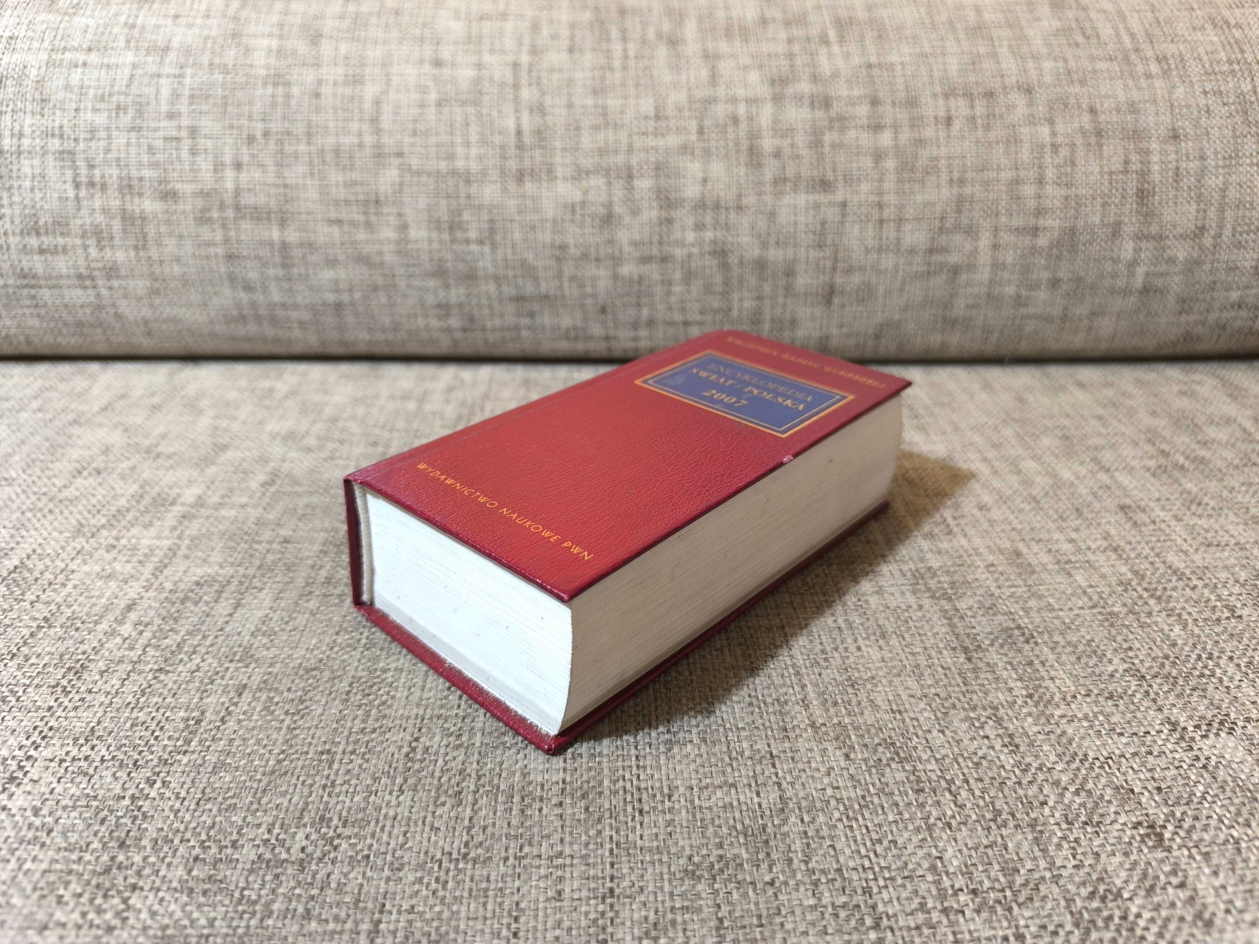 Encyklopedia Świat i Polska 2007 - Biblioteka gazety wyborczej PWN