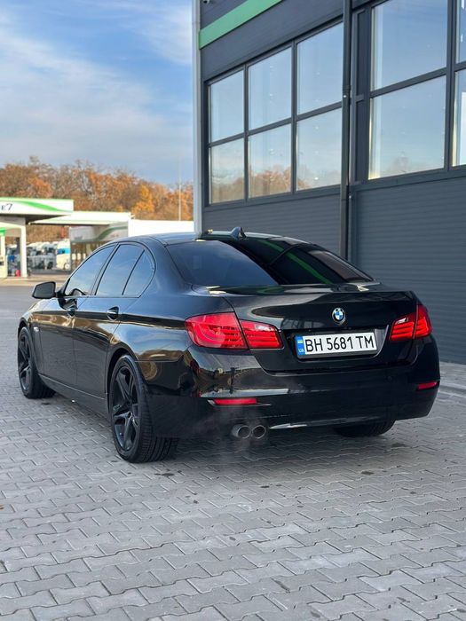 Продам BMW F10 528 3л атмо