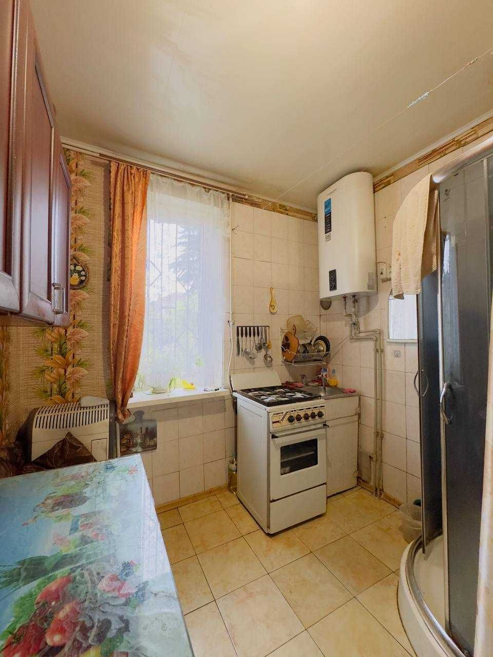 Частина БУДИНКУ, 54.1 кв.м, в ЦЕНТРІ міста, парк
