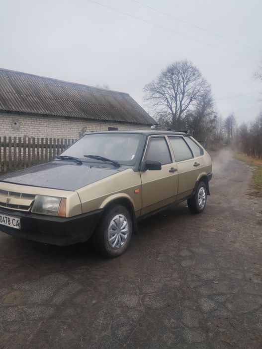 Продам ваз 2109 на повному бойовому ходу!