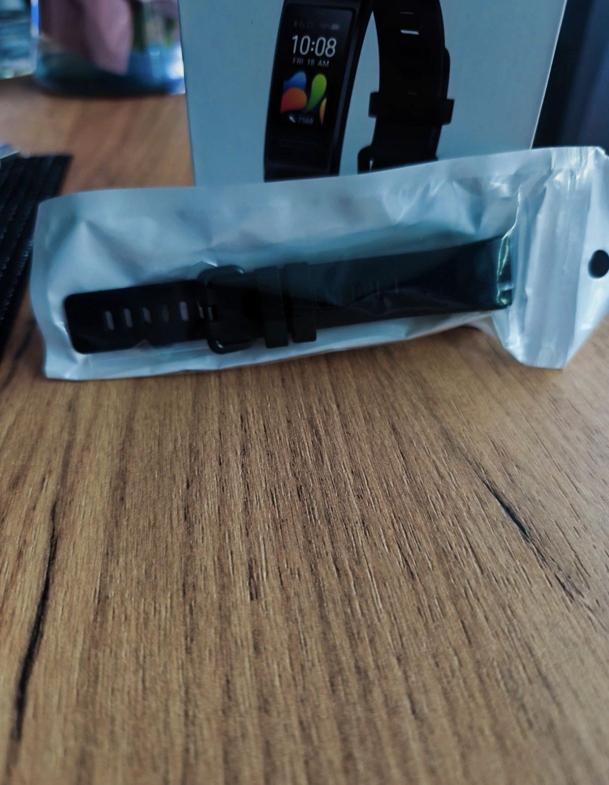 Huawei Band 4 Pro + dodatki