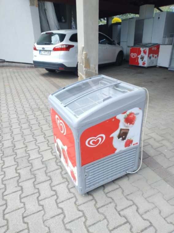 Zamrażarka przeszklona witryna